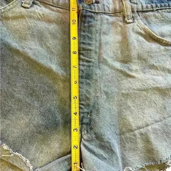 VTG Orange Tag Levi’s Denim Cutoff Shorts 35” Waist  Relaxed Western Grunge - Picture 5 of 7